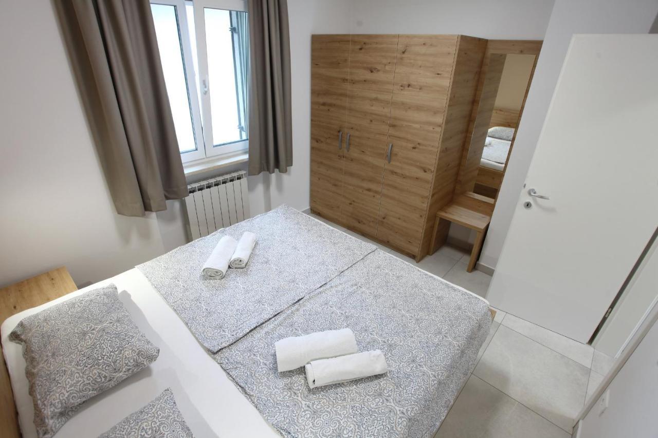 Sea View Apartments Portoroz Zm Luaran gambar