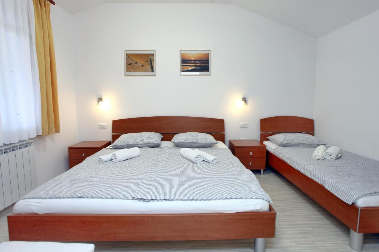 Sea View Apartments Portoroz Zm Luaran gambar