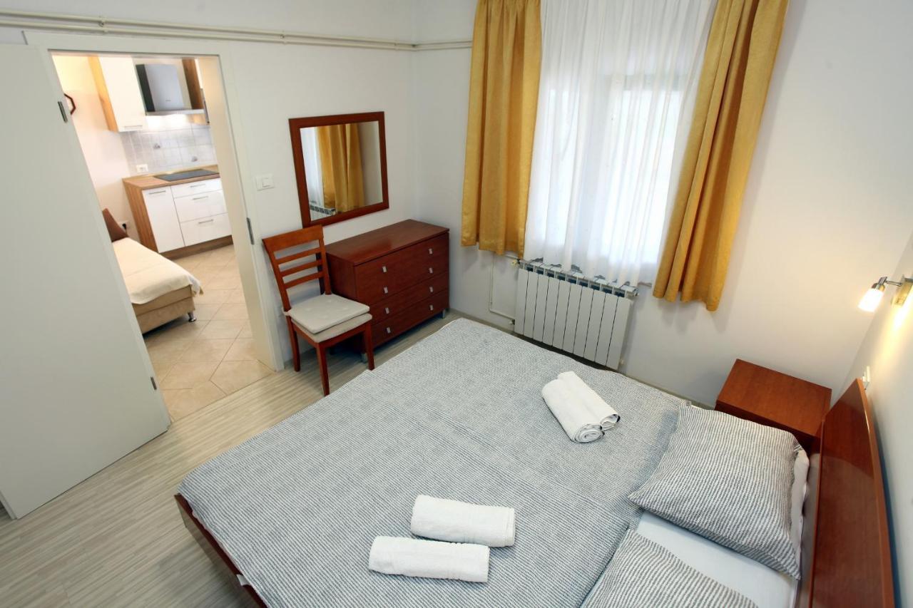 Sea View Apartments Portoroz Zm Luaran gambar